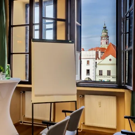 茲拉季安德爾酒店 4* Cesky Krumlov